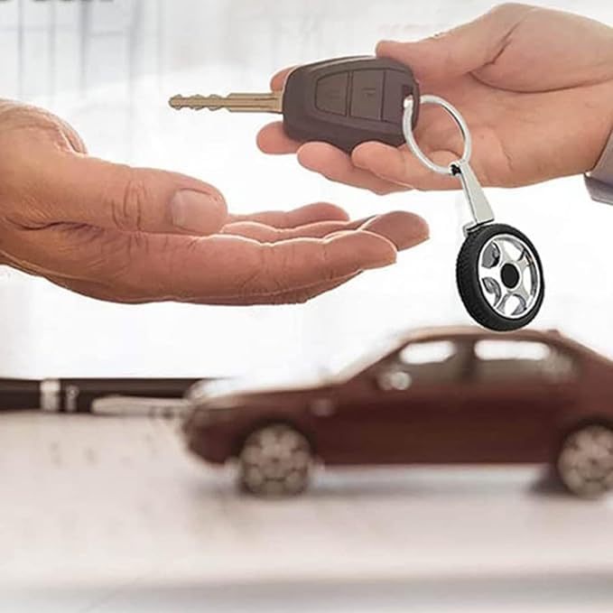 Tyre shape rotating keychain