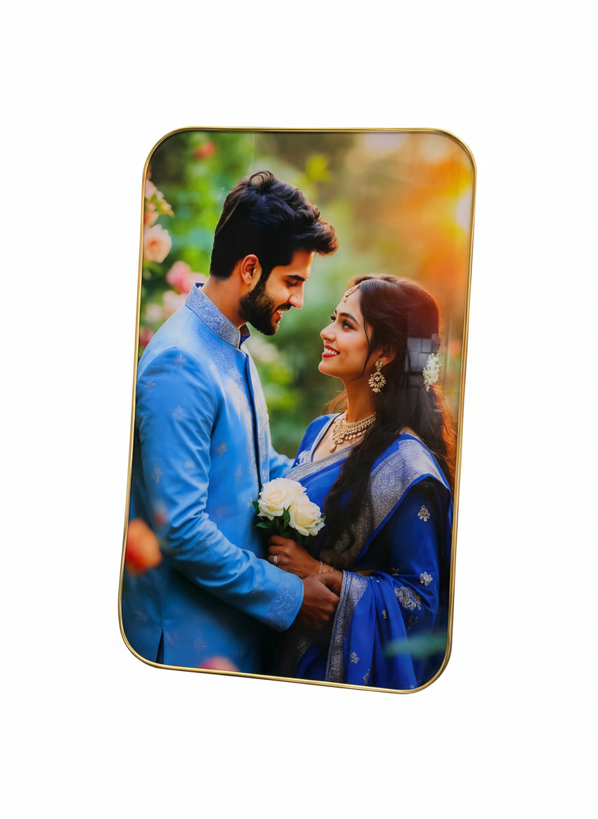 Modern Gold Rounded Portrait Frame.