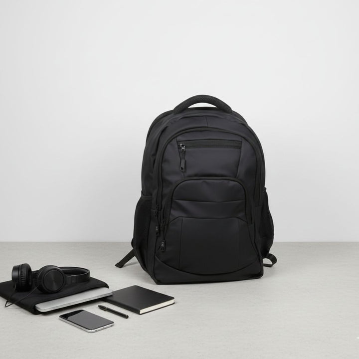 Full matte Classic backpack with spacious construction